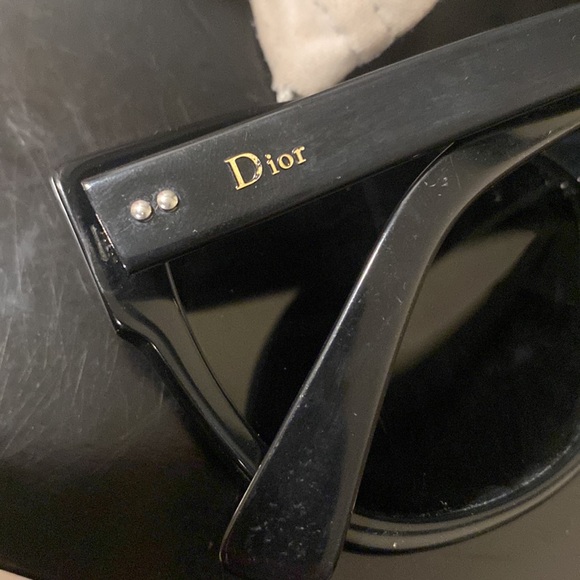Dior Vintage limited edition black and white sunglasses. - Picture 8 of 10